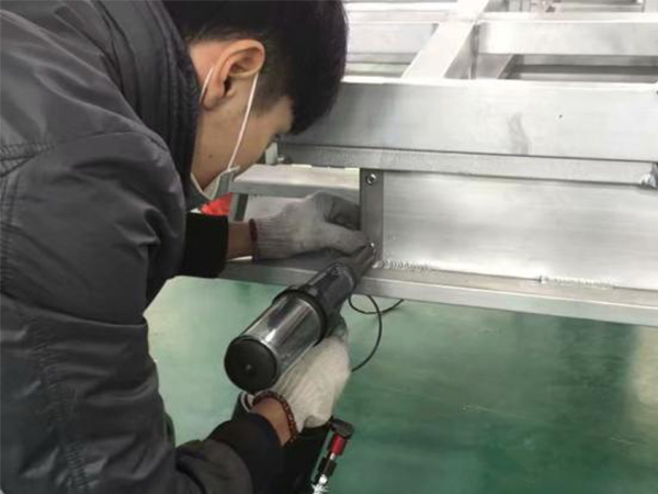 用于电梯零部件生产的榴莲视频官网气动榴莲黄色网站