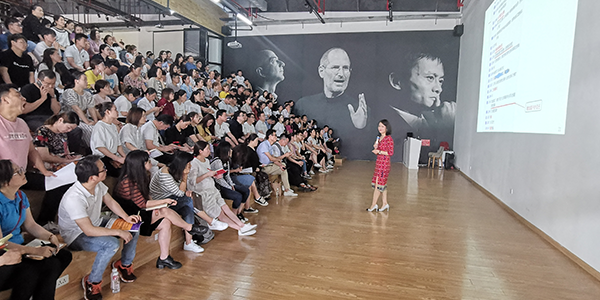 榴莲视频官网气动工具客服培训-记榴莲视频官网薛金牌养成记