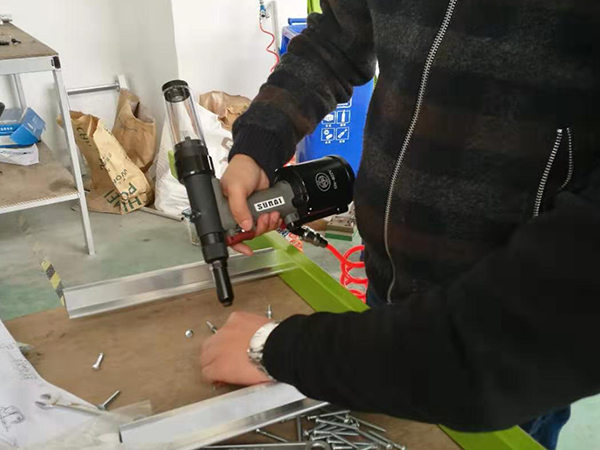 客户使用榴莲黄色网站