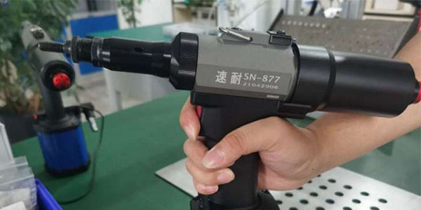 气动榴莲APP下载大全螺母枪按下开关不旋转是什么原因